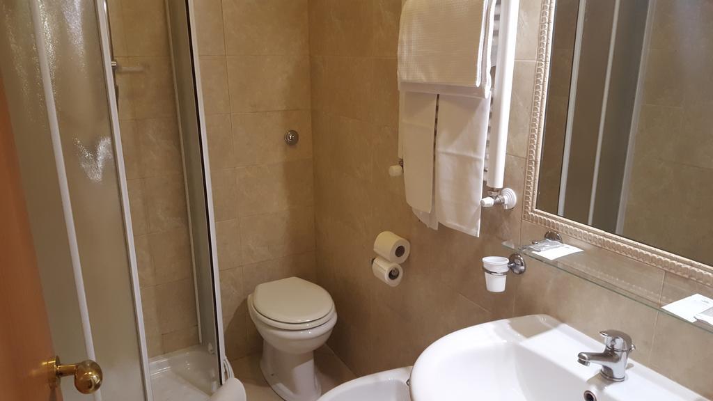 Tiffany Roma Suite Bagian luar foto